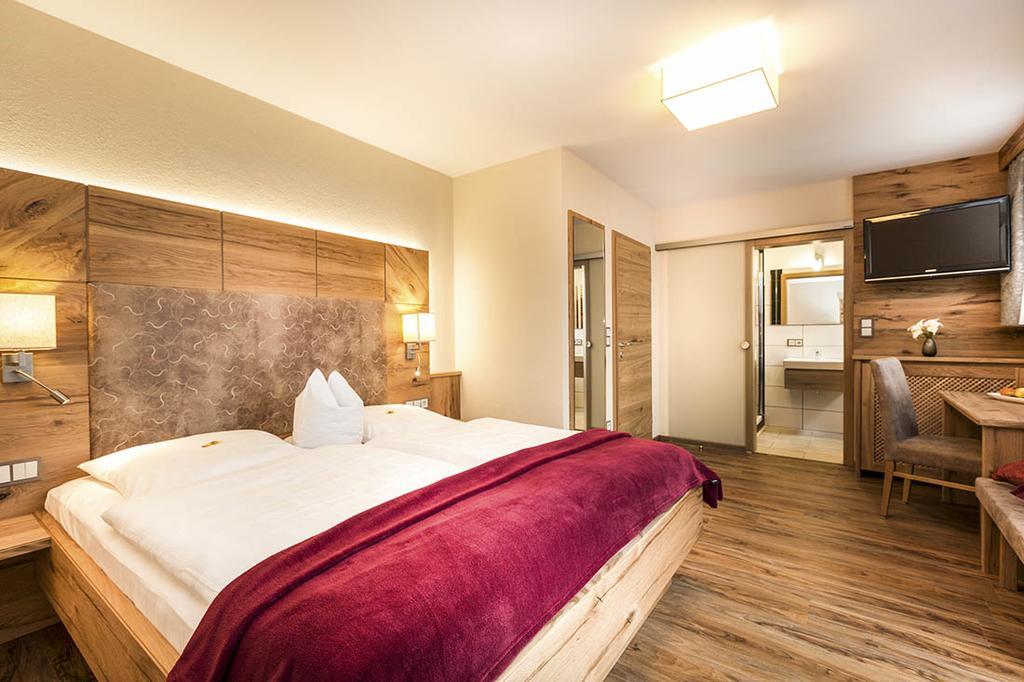 Genusshotel Hohenbogen Neukirchen beim Heiligen Blut Exterior foto