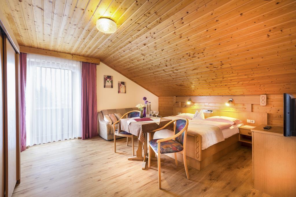 Genusshotel Hohenbogen Neukirchen beim Heiligen Blut Exterior foto