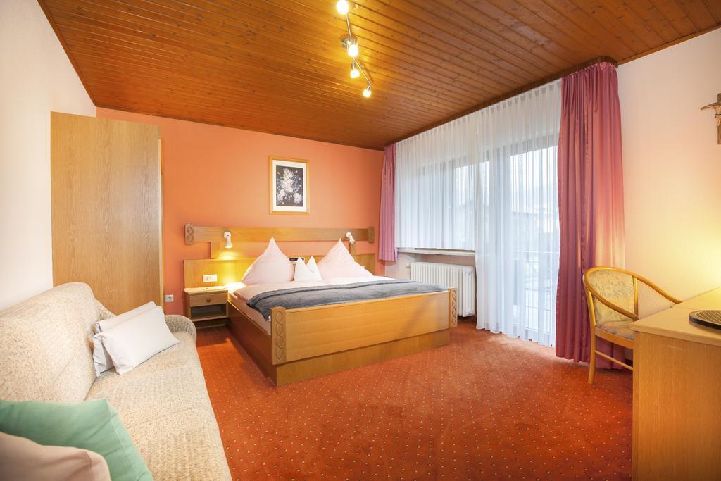 Genusshotel Hohenbogen Neukirchen beim Heiligen Blut Exterior foto
